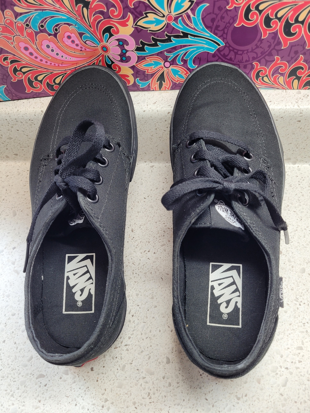 147 - Vans Brigata Triple Black Skate/Casual Shoes - US 6.5 Men / 8 Women - EUC - Picture 9 of 11